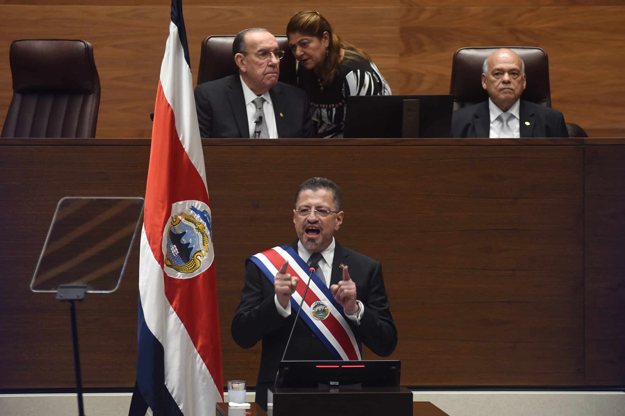 Peor Congreso: Vistas de Rodrigo Chaves