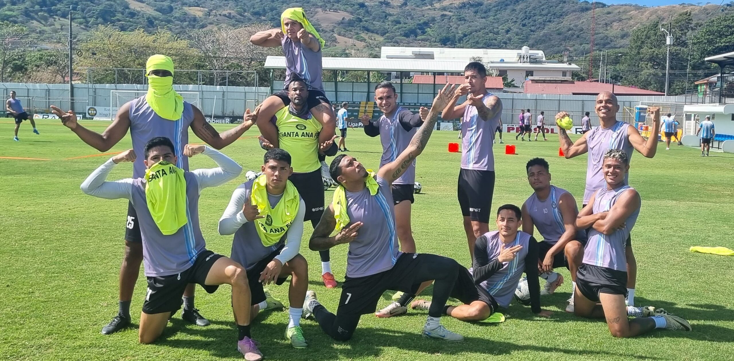 Santa Ana adquiere todos los números para retomar el segundo lugar