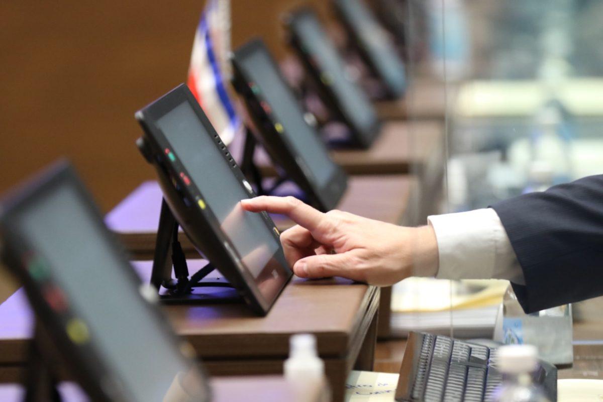 El Congreso cierra abril con 27 leyes adoptadas, el mes más productivo de las reuniones ordinarias