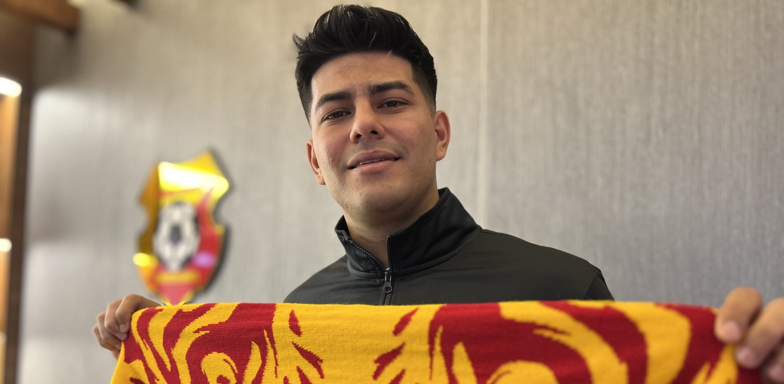 Jaffet agarra la liga y en Hediano estaba tan feliz

 – Noticias cr