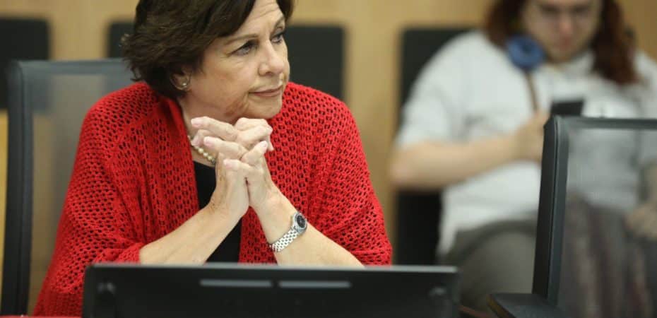 Pilar Cisneros dice que con las acusaciones, el Ministro de Justicia quiere «nombres sucios» de aquellos que buscan un gobierno continuo en Chaves

 – Noticias cr
