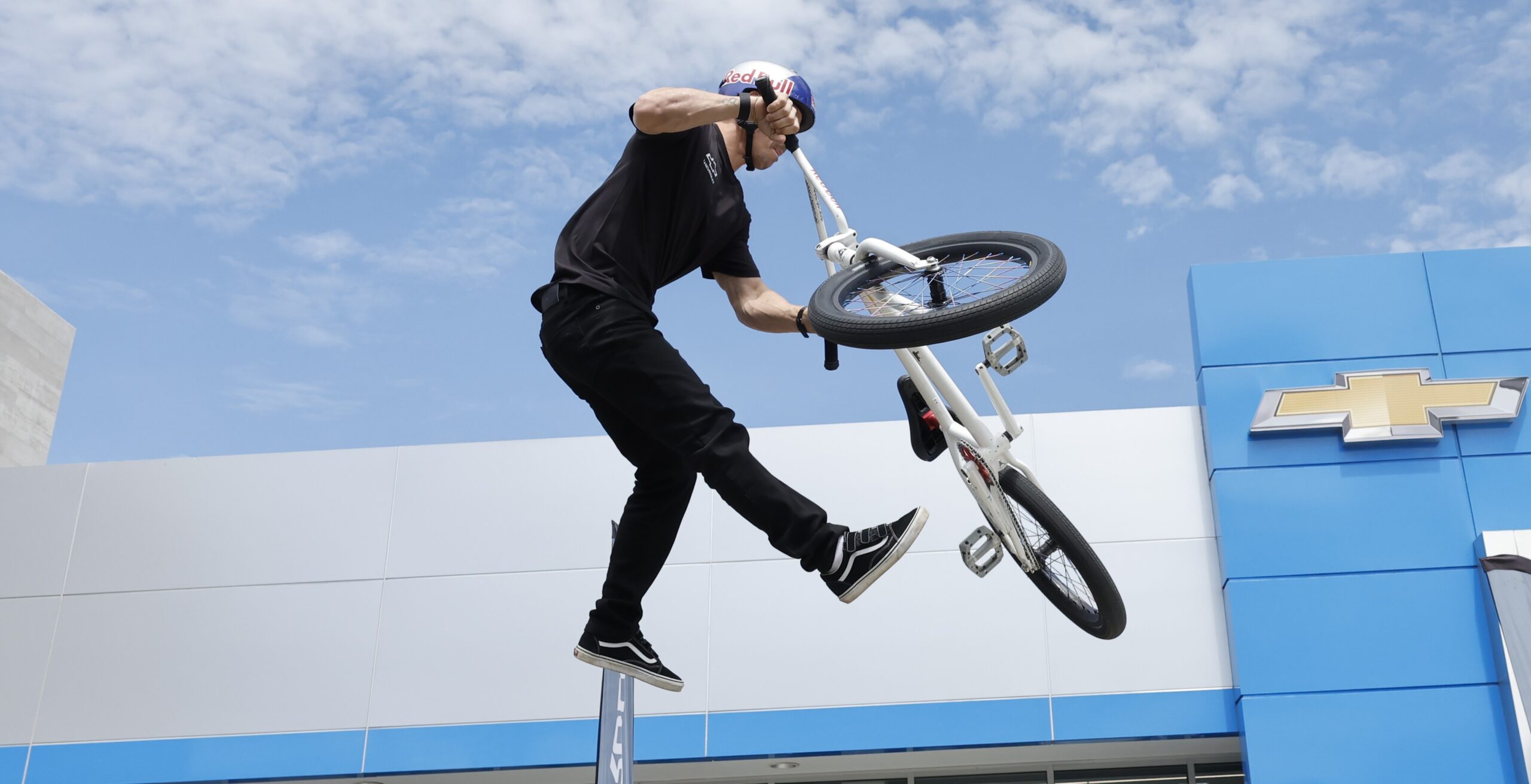 Tensio con un horario completo para volar

 – Noticias cr