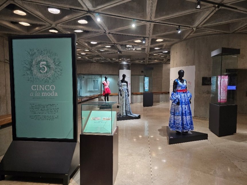 Ofrecen la exposición ‘5 de moda’: un homenaje al boleto 5 Colones.

 – Noticias cr