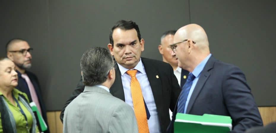El director de la OIJ dice que la DEA pregunta a aquellos que están criminalmente relacionados con Celso Gamboa que se asemeja a la justicia

 – Noticias cr