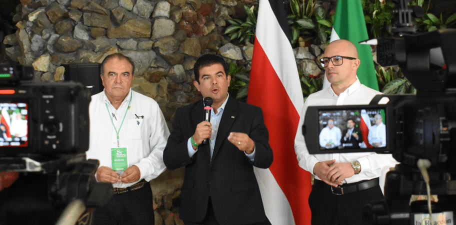 PLN corre el riesgo de perder la deuda política debido a retrasos en la renovación de las estructuras, advierte Álvarez desanti

 – Noticias cr