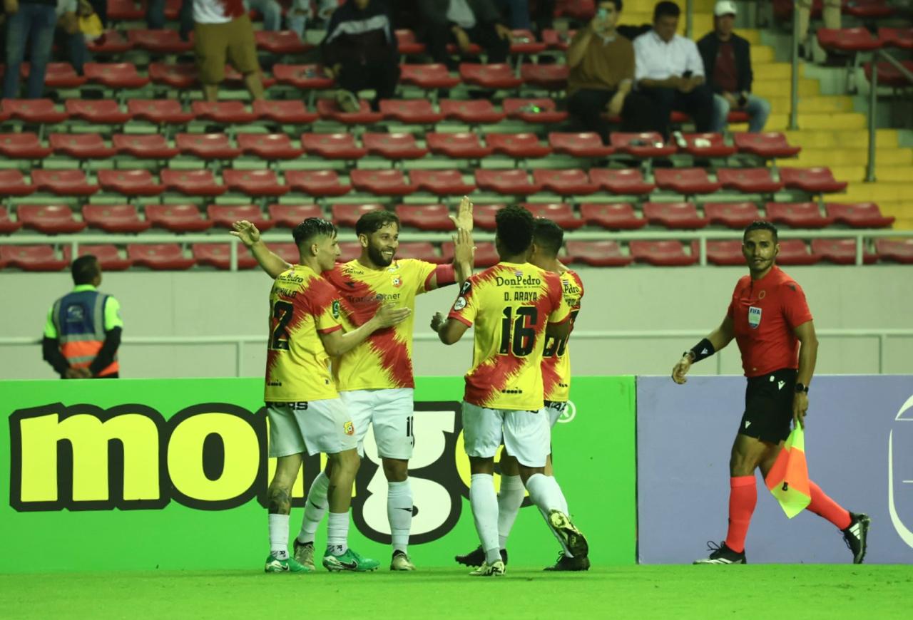 Hediano siguió siendo el último tico en la Copa Centroamericana

 – Noticias cr