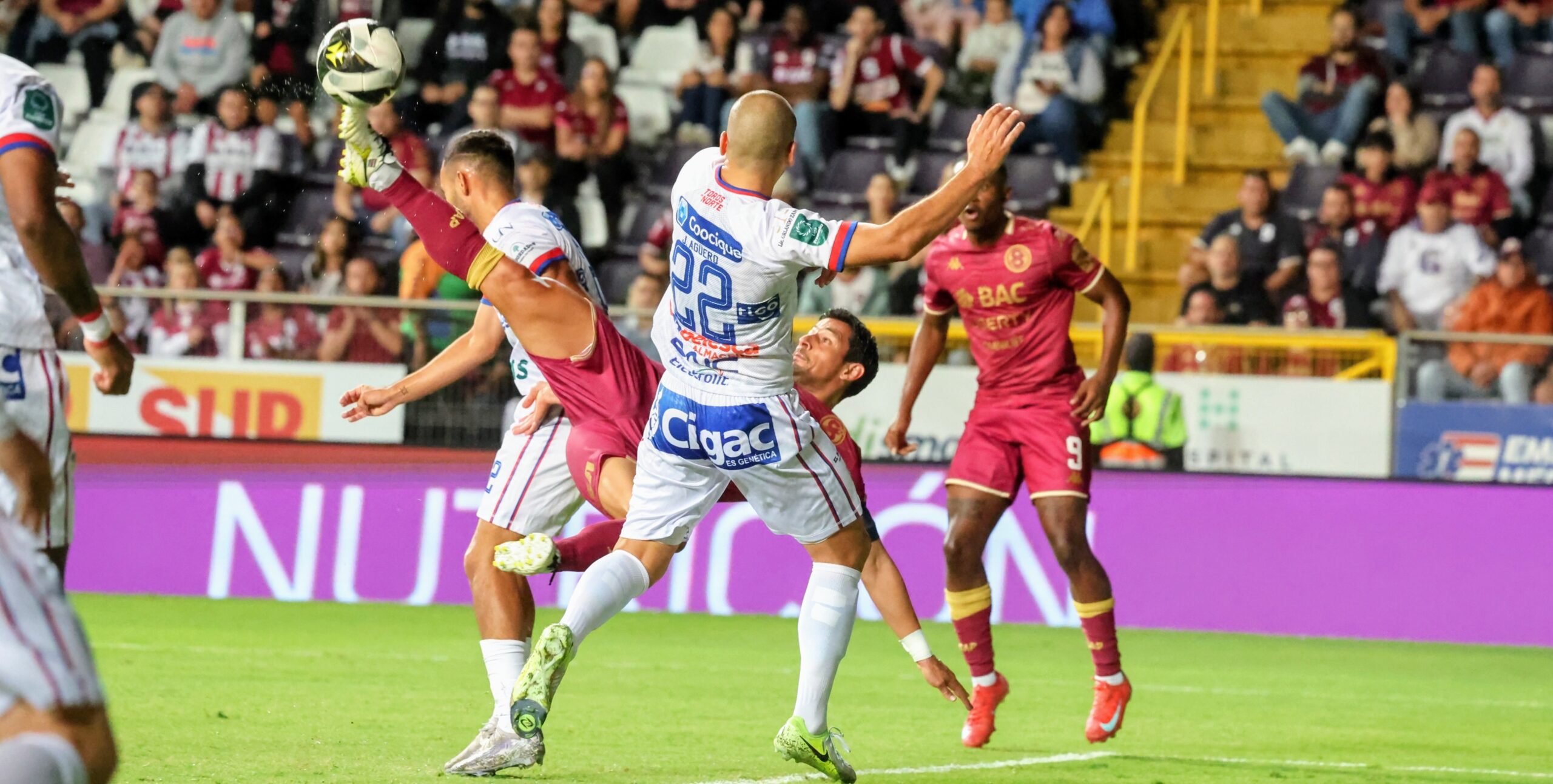 Saprisa celebra en la parte superior

 – Noticias cr