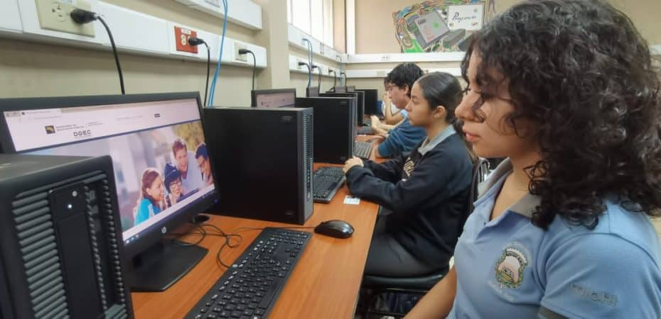 15,000 estudiantes técnicos aplican la prueba MEP estandarizada

 – Noticias cr