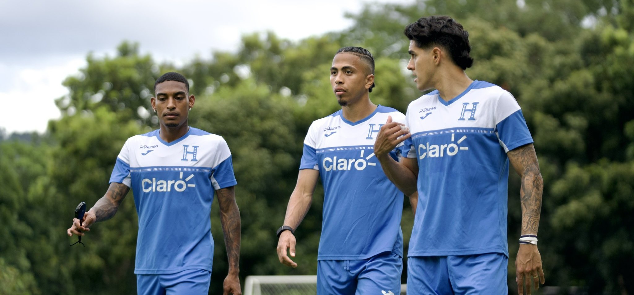 Honduras ve el juego como «guerra» con costarica

 – Noticias cr