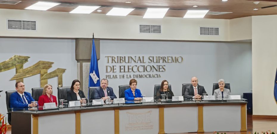 TSE llama a una campaña como un «banco de trabajo» y no «anillo de boxeo»

 – Noticias cr