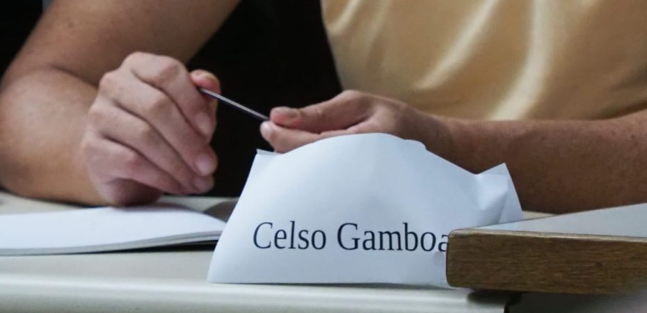 Gamboa habla con su familia antes de que él sepa la pronunciación de la extradición

 – Noticias cr