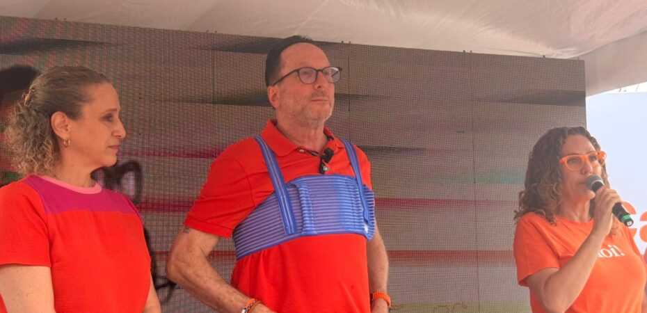 Eli Feinzaig vuelve a la liza política 23 días después del accidente y respecto a su fallecido asesor

 – Noticias cr