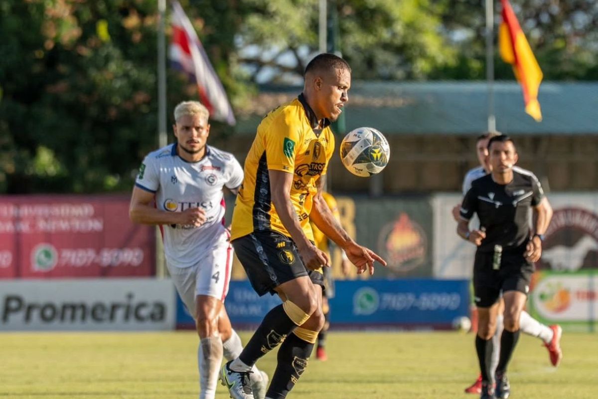 Estos son los partidos que definen las semifinales del fútbol tico

 – Noticias cr