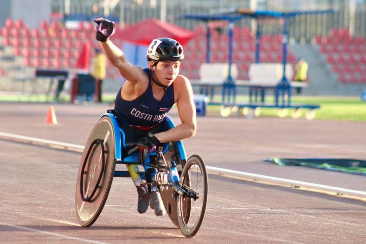Daniel Fajardo hizo historia en los 200 metros clase T54

 – Noticias cr
