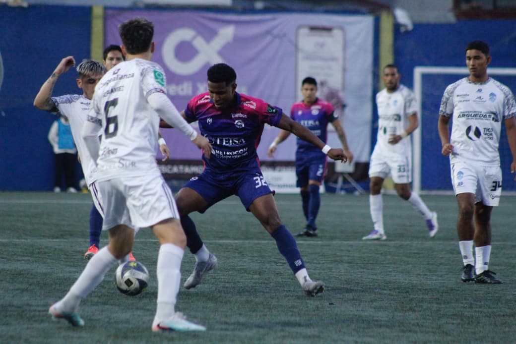 Pérez Zeledón sigue con esperanza en semifinales

 – Noticias cr