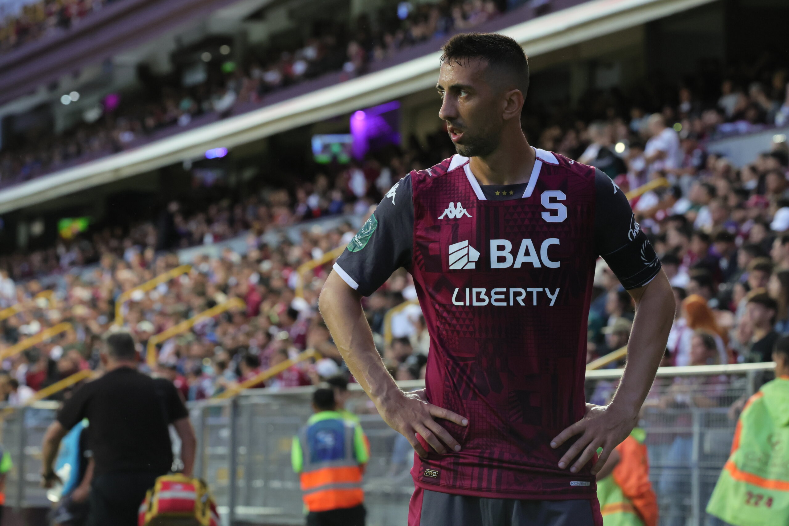 Mariano Torres revela por qué nunca jugó con la Sele

 – Noticias cr