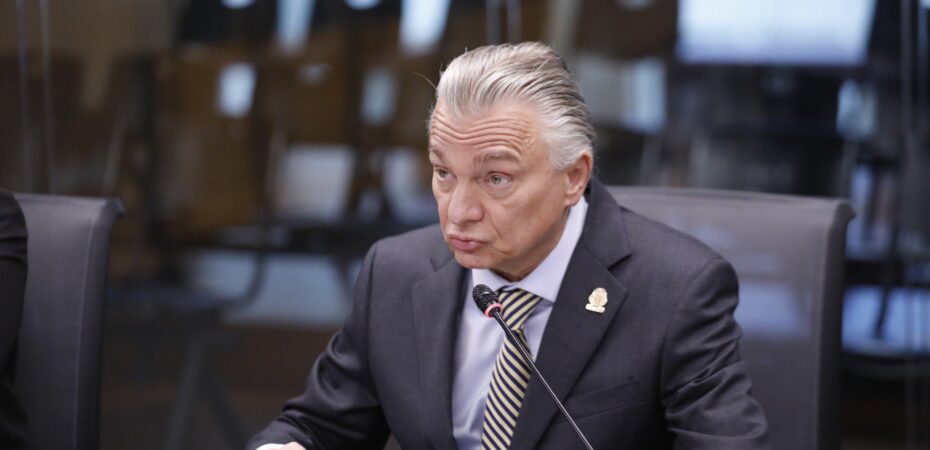 El Secretario de Estado no «respalda» las declaraciones del embajador Crespo antes de reunirse con el congresista estadounidense.

 – Noticias cr