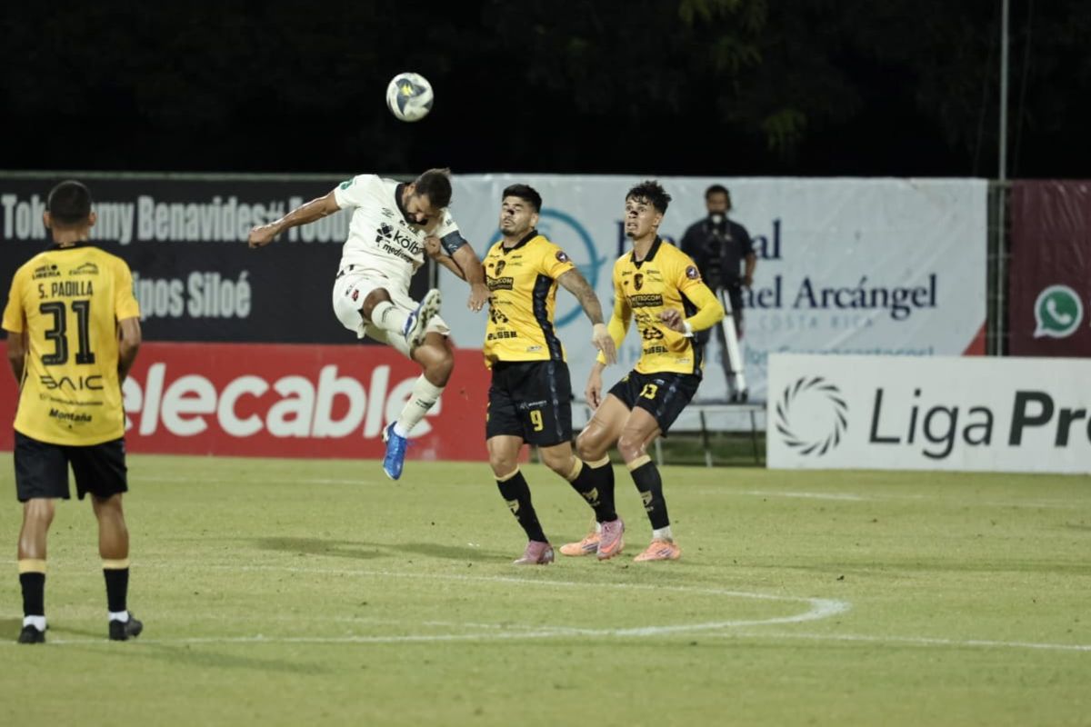 Celso Borges saca pecho con empate ante Liberia

 – Noticias cr