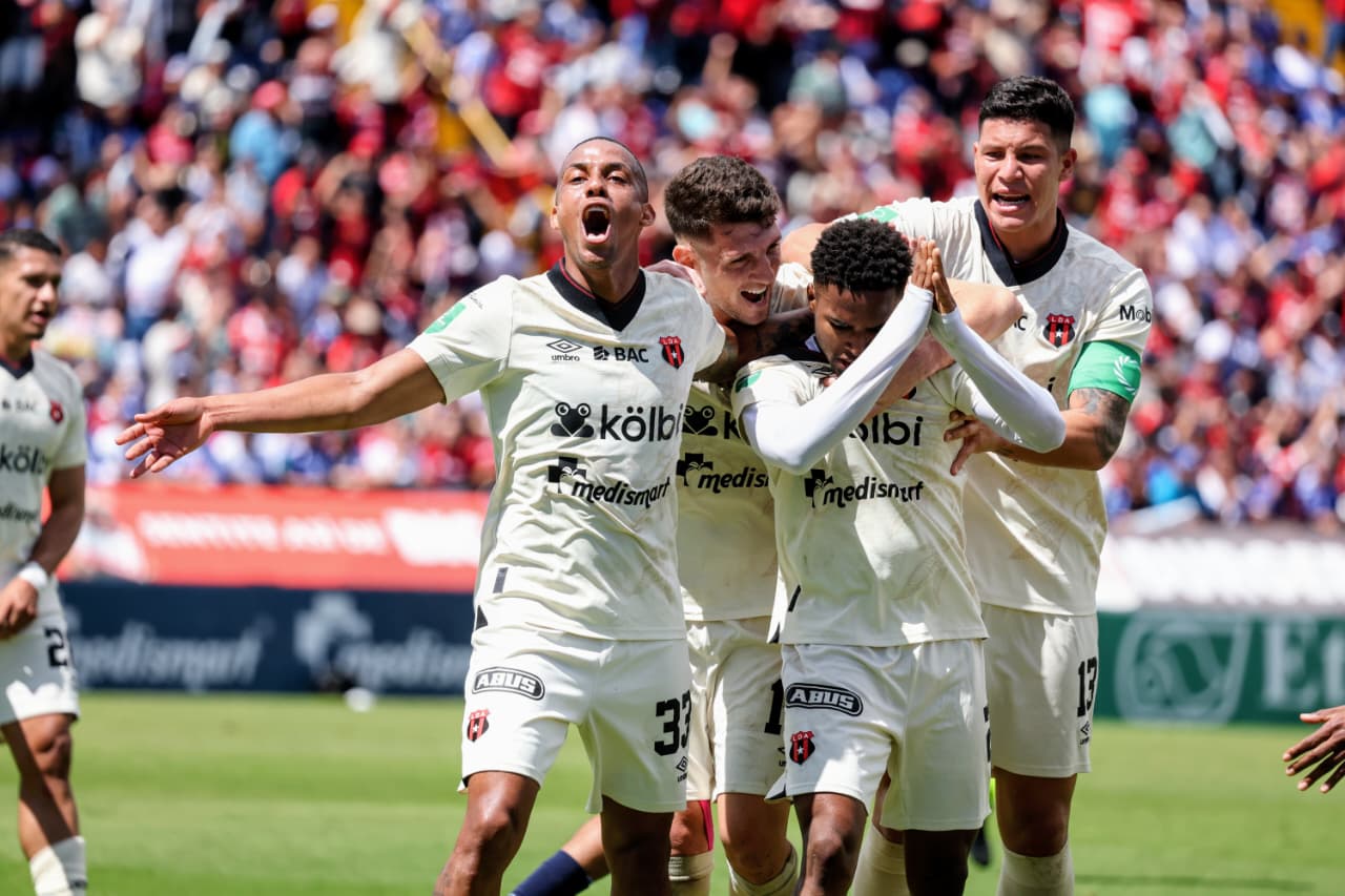 El Lyon prometió cerrar la gran final en casa

 – Noticias cr
