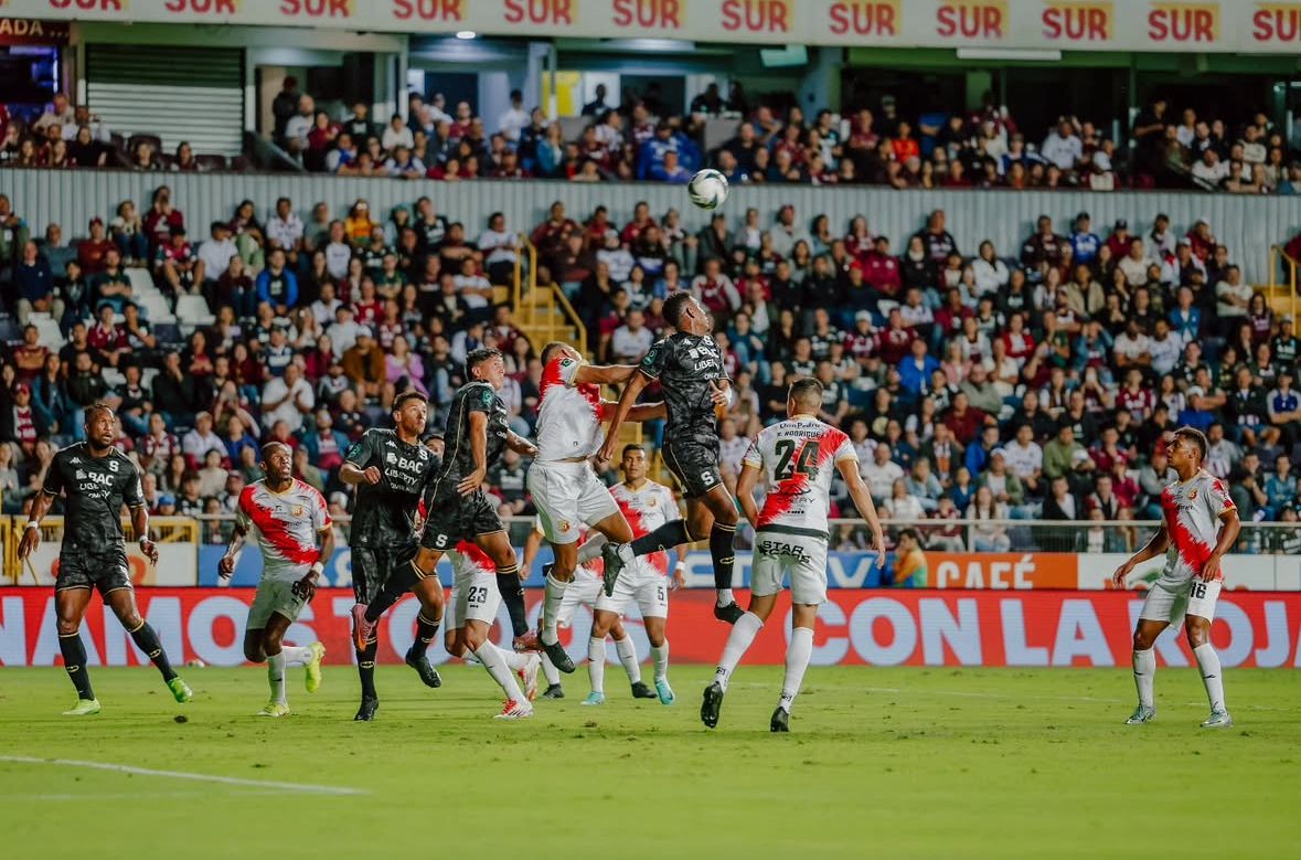Las semifinales del fútbol costarricense se decidirán este domingo

 – Noticias cr