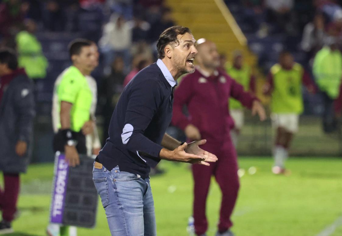 Carevic explota tras perder la ida ante Saprissa

 – Noticias cr