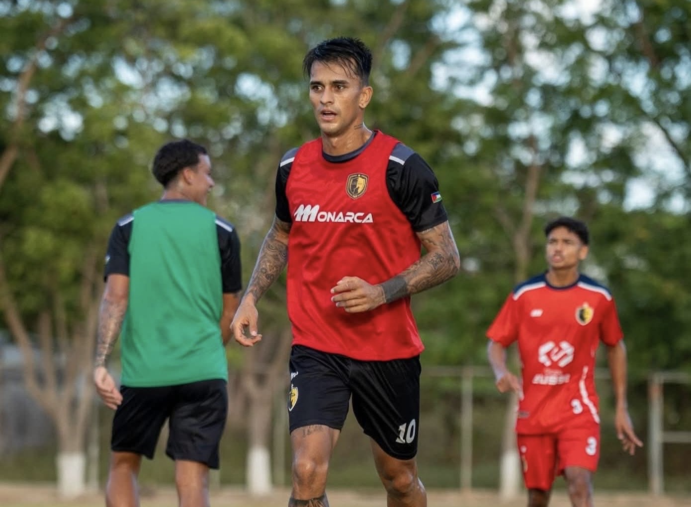 Nuevos coyotes ya entrenan en Liberia para el Clausura 2026

 – Noticias cr