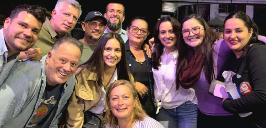 «Prefiero un gobierno dialógico a volver a caer en el odio», dice la exministra de Salud tras dar su apoyo a Natalia Díaz.

 – Noticias cr