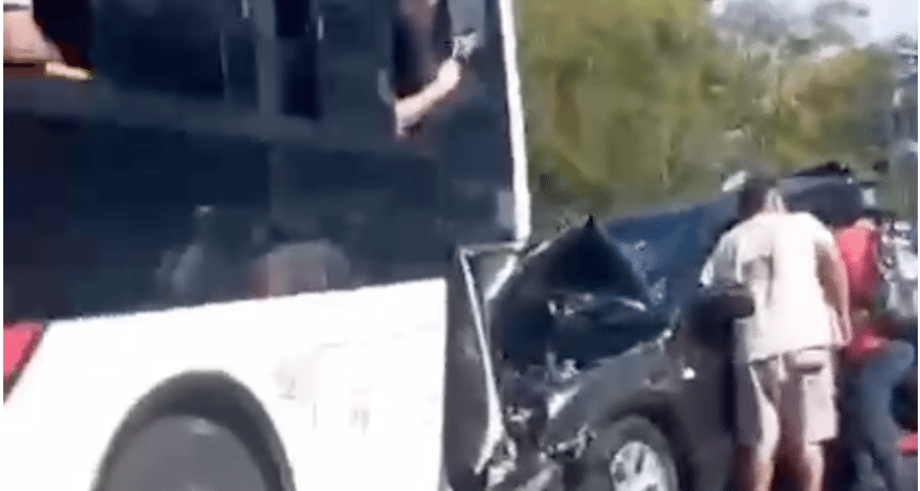 Accidente en General Cañas deja 3 personas atendidas y presas

 – Noticias cr