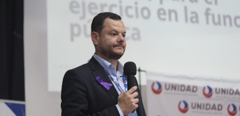 Los candidatos advierten del temor electoral a tres semanas de las elecciones: «Mi propia tía dijo que no puso una bandera por miedo»

 – Noticias cr