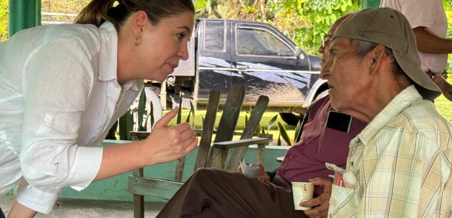 La venta por catálogo como “trabajo real” es la propuesta de la candidata Claudia Dobles

 – Noticias cr