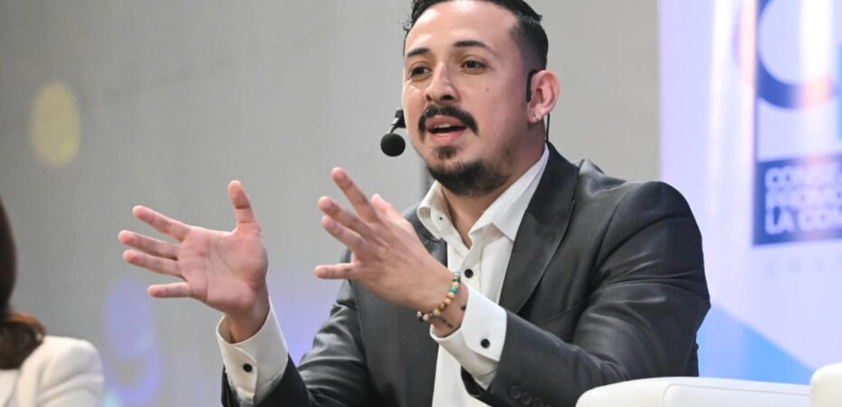 Ariel Robles califica las críticas de Carlos Alvarado a Rodrigo Chaves como una «postura electoral» y lo culpa por su silencio durante estos años.

 – Noticias cr