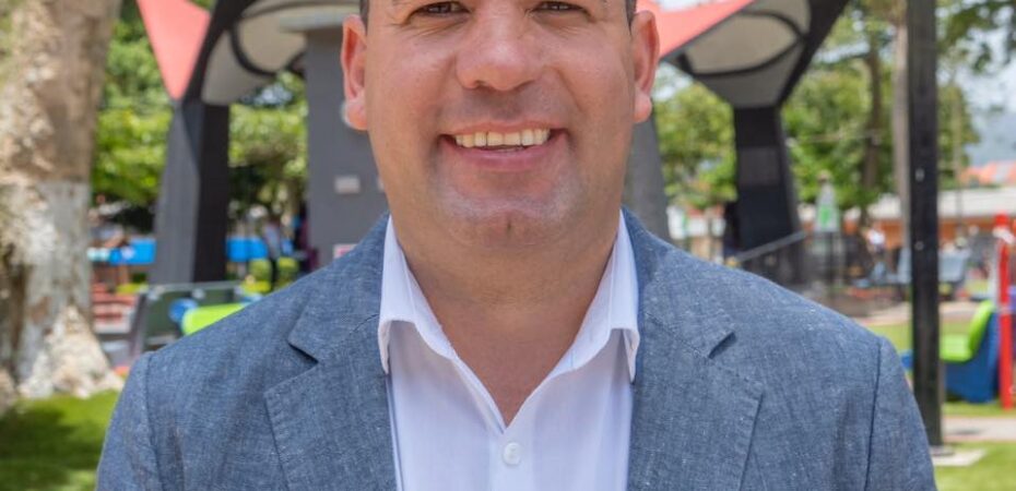 El Consejo Constitucional aprueba el recurso del alcalde de San Ramón contra una suspensión de 4 meses

 – Noticias cr