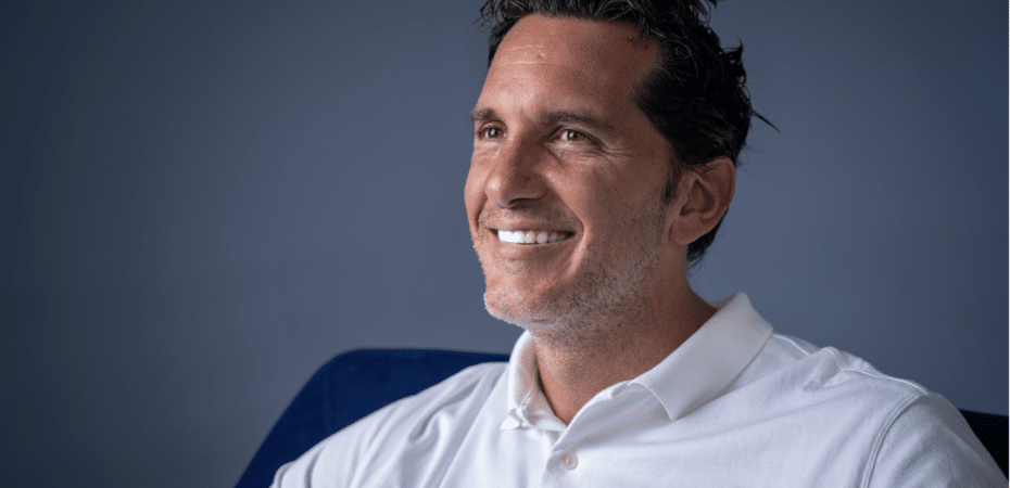 «Seguridad brutal» con tecnología, un Estado poderoso y vigilancia regional es la propuesta de seguridad del candidato de Avanza, José Aguilar.

 – Noticias cr