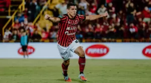 Alajuelense domina a Pérez Zeledón con 3x0 y entra a zona de clasificación